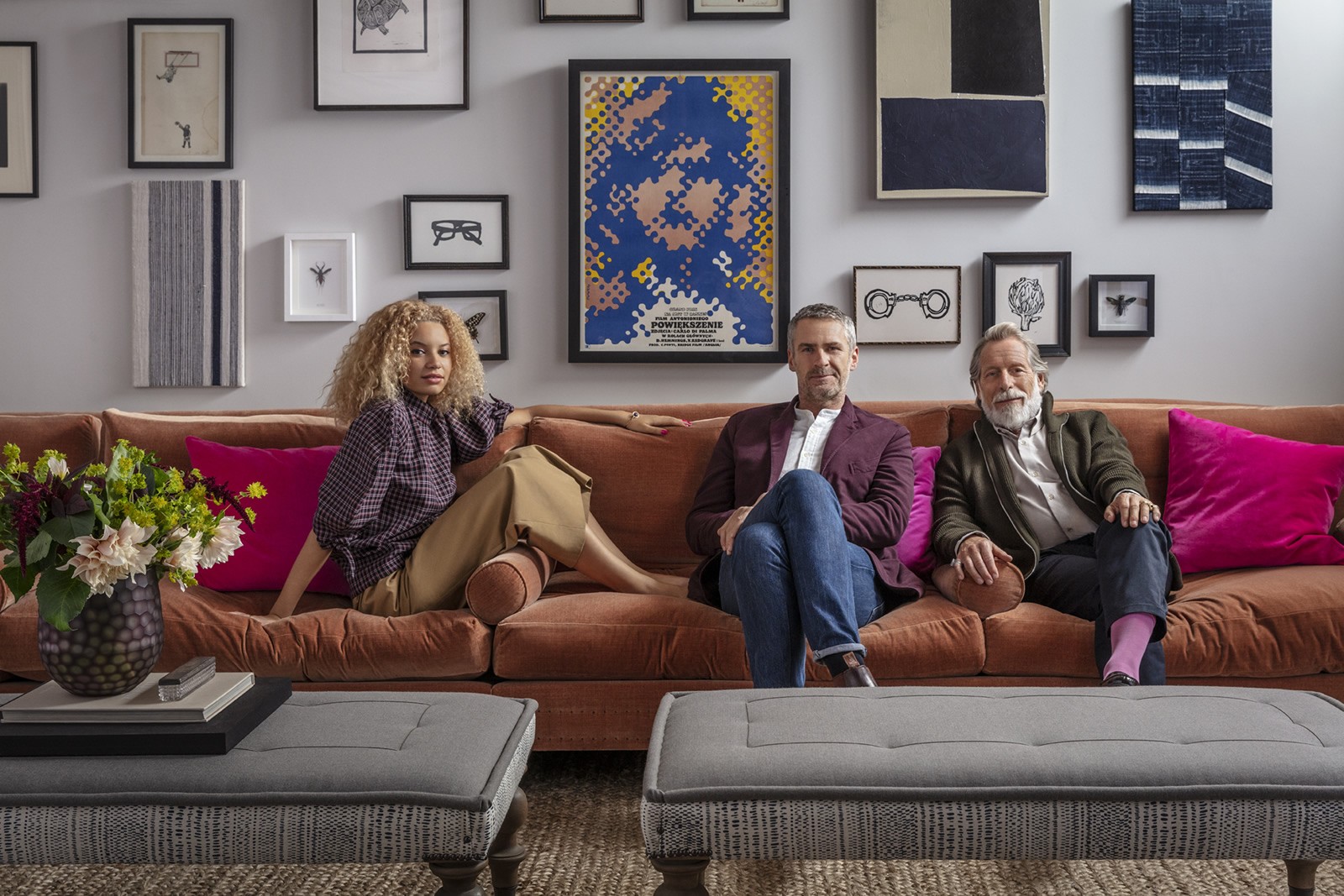 Family_sofa_anders_Coutts_360.jpg Family_sofa_anders_Coutts_360.jpg
