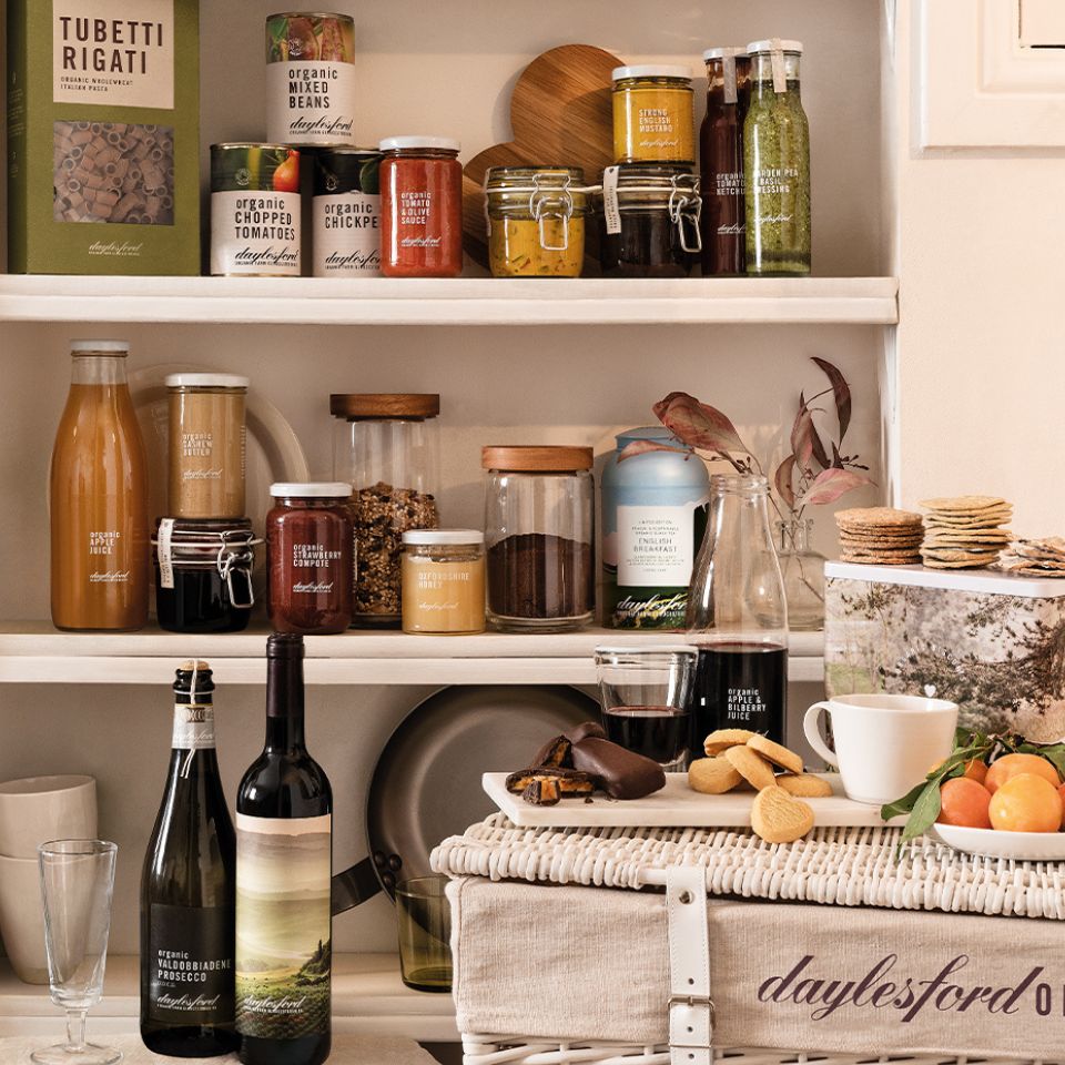 daylesford-pantry-hamper